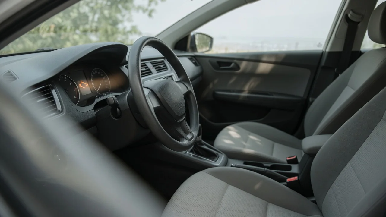 Illustration of an illuminated amber engine warning symbol beside a Honda Pilot dashboard