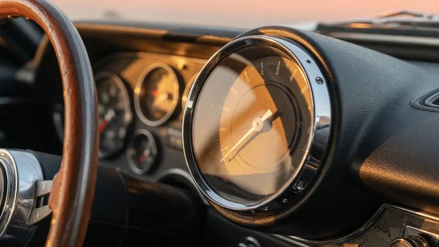 Engine Oil Pressure Gauges: What They Tell You and How to Choose One