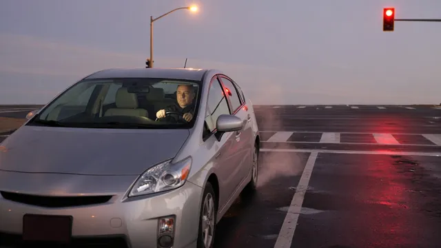 Why Does a Hybrid Engine Restart at a Stop?