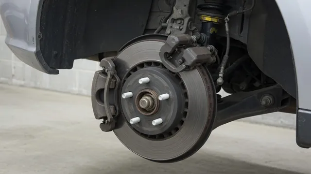 Illustration of a disc brake with the rotor, brake pads, caliper, and dust shield labeled