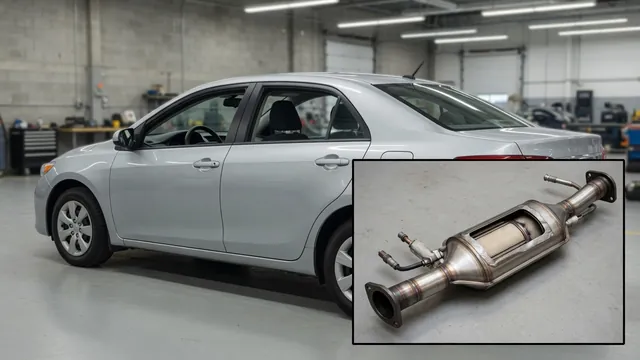 Illustration of a Honda Civic with a highlighted catalytic converter in a simplified exhaust inset