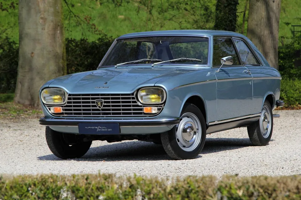 Peugeot 204, generation photo