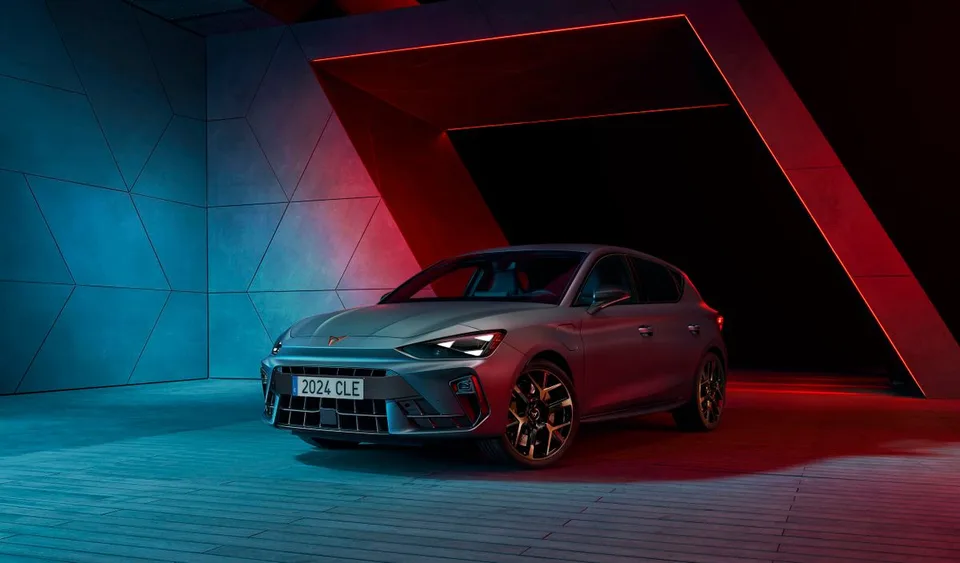 Leon 1 generation, restyling 1