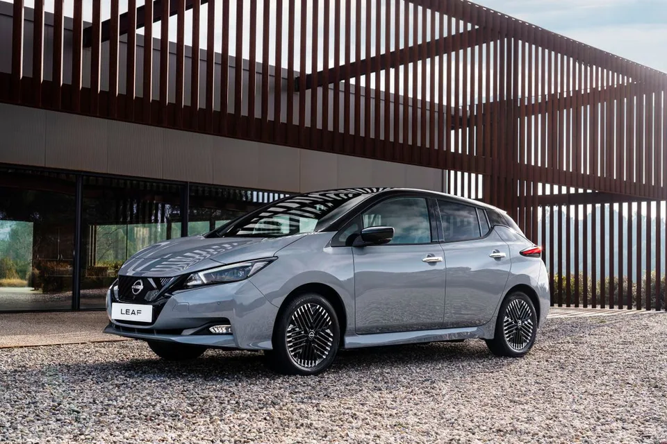 Leaf 2 generation, restyling