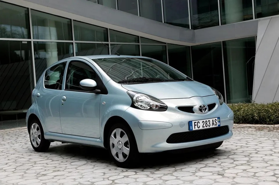 Aygo 1 generation