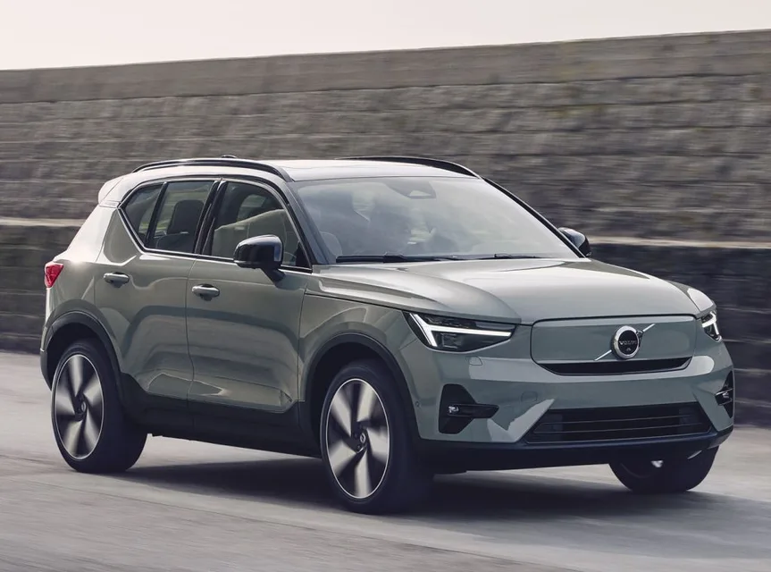 XC40 1 generation, restyling