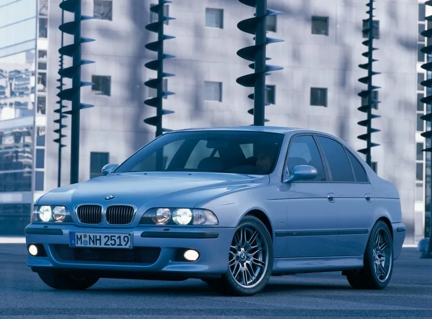 BMW M5, generation photo