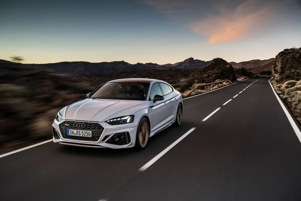 Audi RS5, generation photo