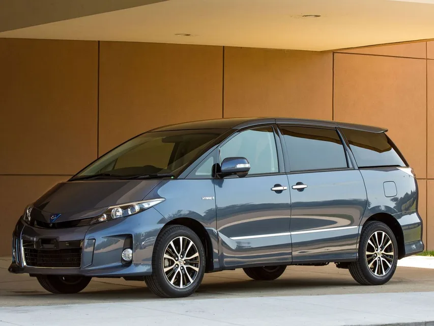Estima 3 generation, restyling 2