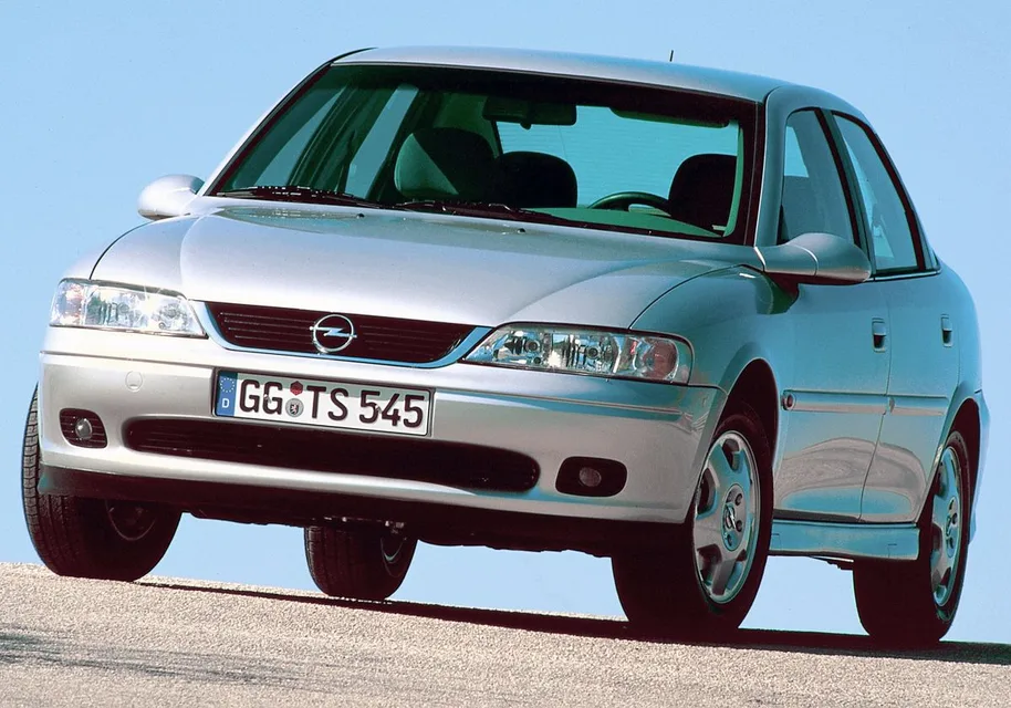 Vectra 2 generation, restyling