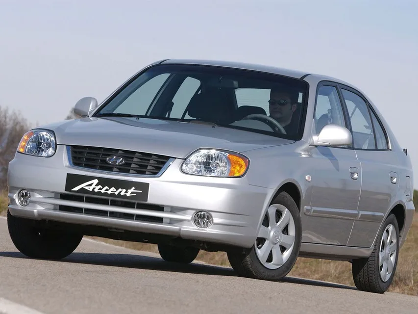 Accent 2 generation, restyling