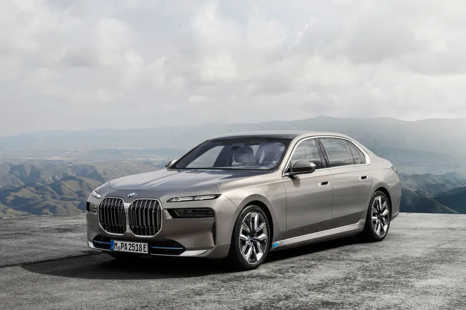 BMW i7, generation photo