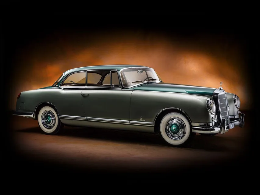 Mercedes W186, generation photo