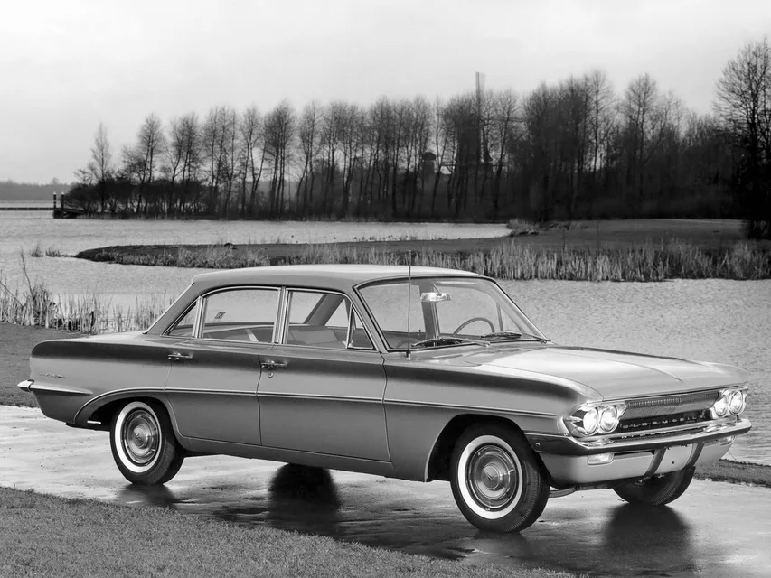Oldsmobile F-85, generation photo