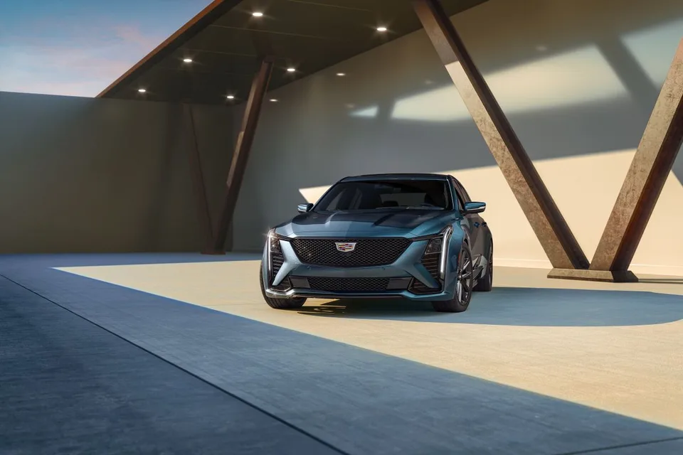 CT5 1 generation, restyling 1
