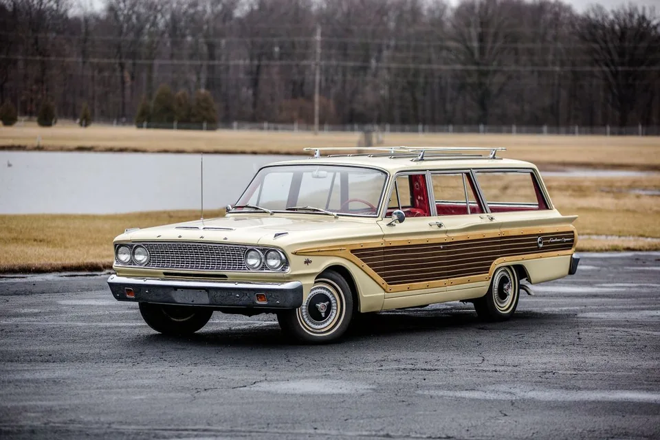 Ford Fairlane, generation photo