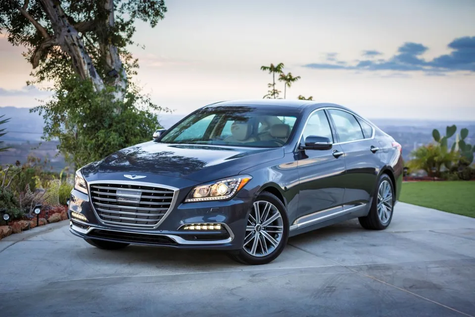 Genesis G80, generation photo