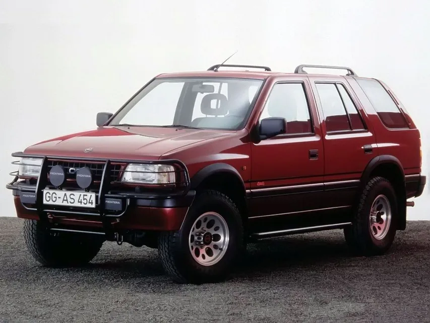 Opel Frontera, generation photo