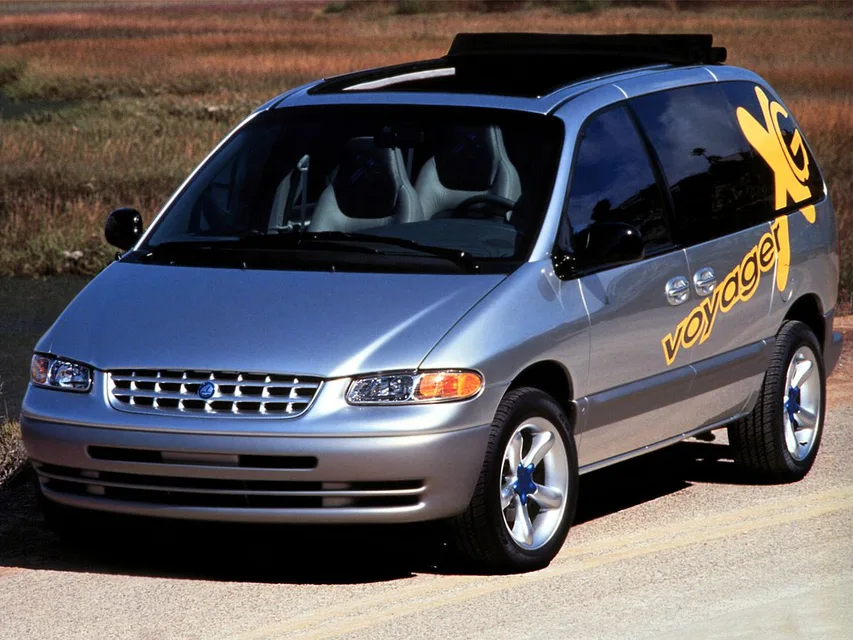 Plymouth Voyager, generation photo