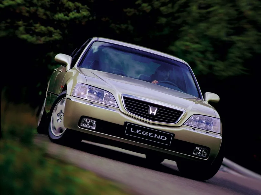 Legend 3 generation, restyling