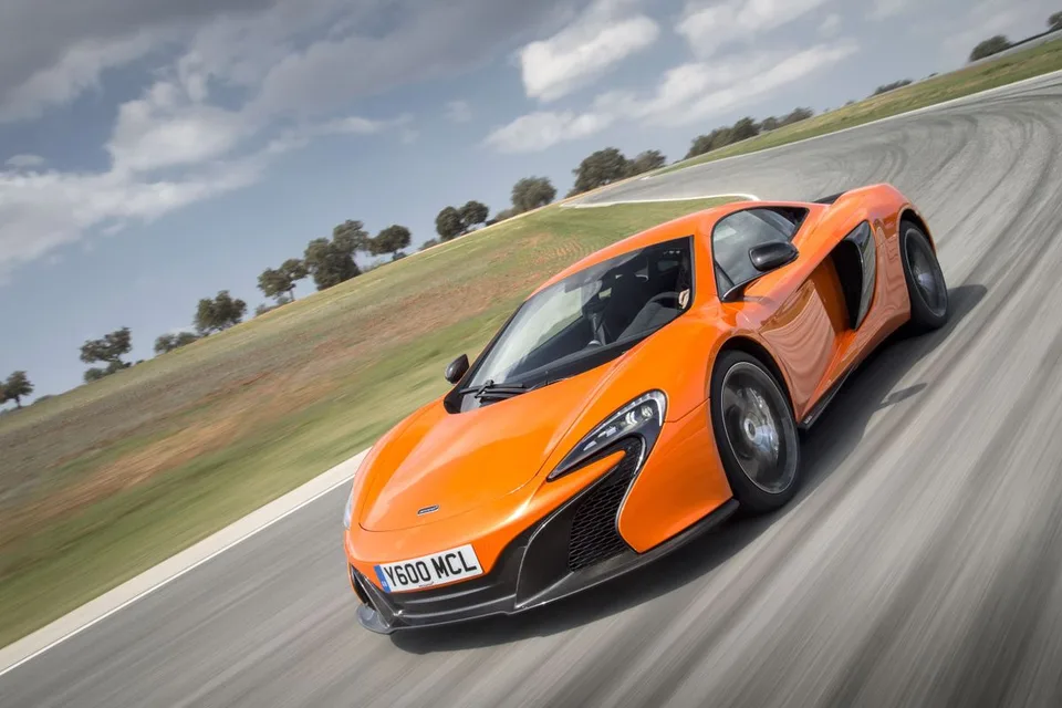 McLaren 650S, generation photo