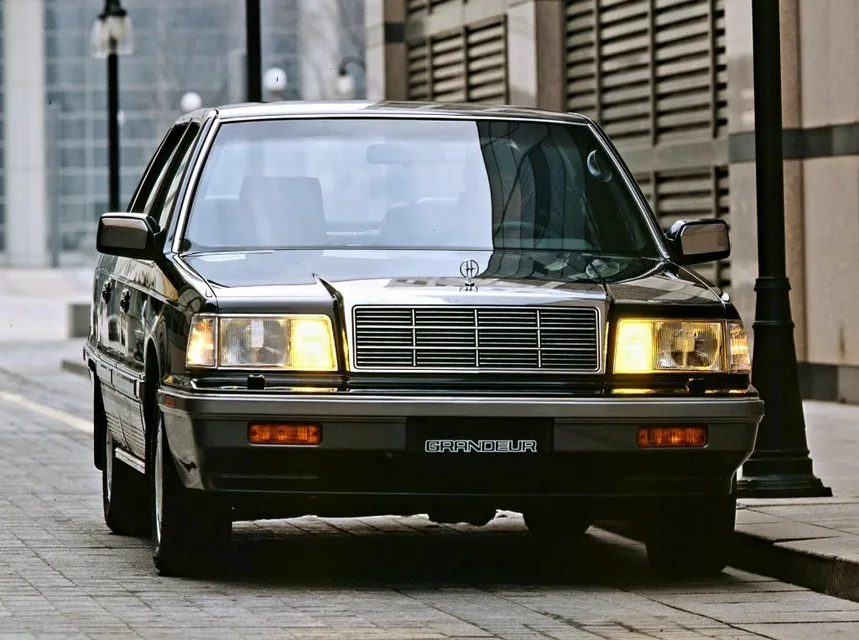 Grandeur 1 generation