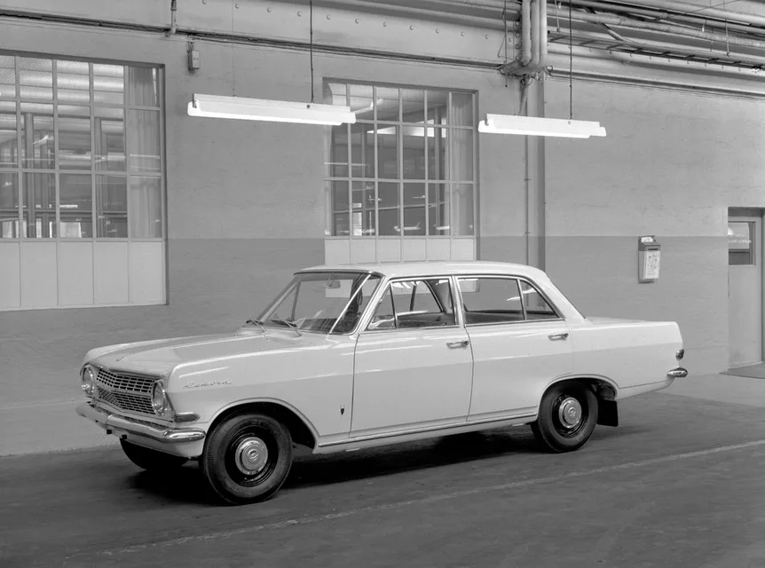 Opel Rekord, generation photo