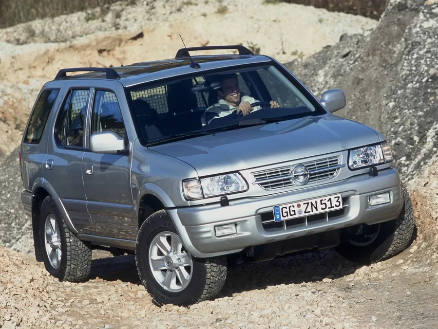 Opel Frontera, generation photo