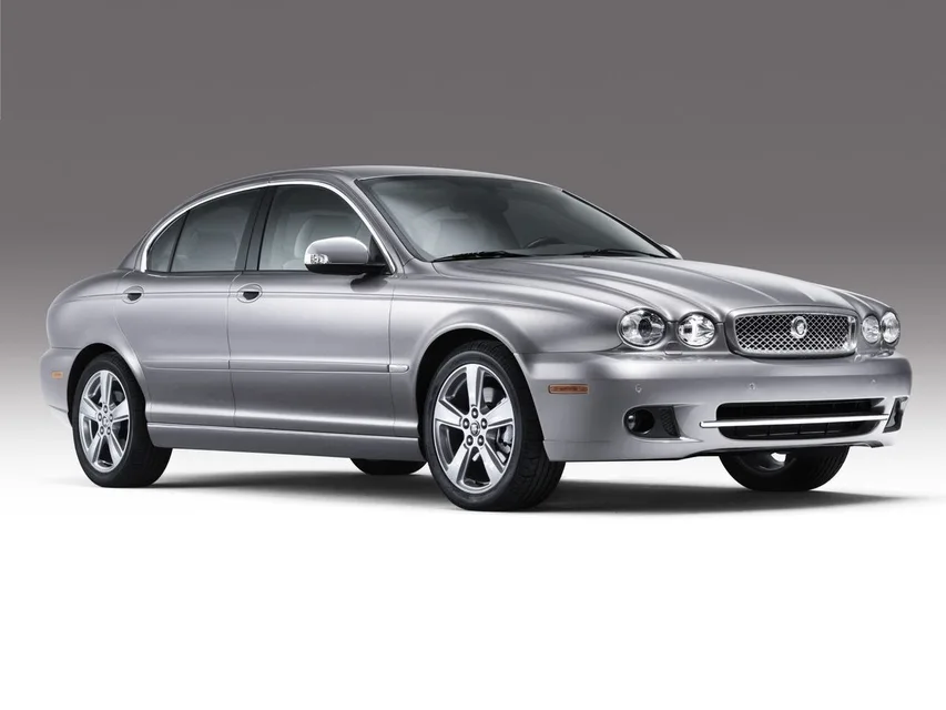 X-Type 1 generation, restyling