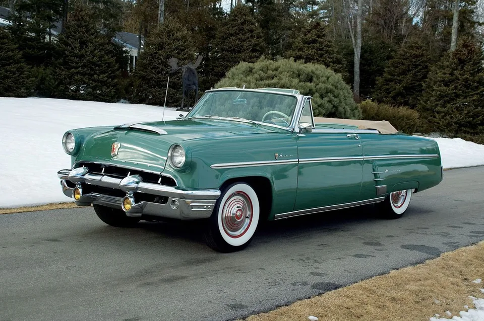 Mercury Monterey, generation photo