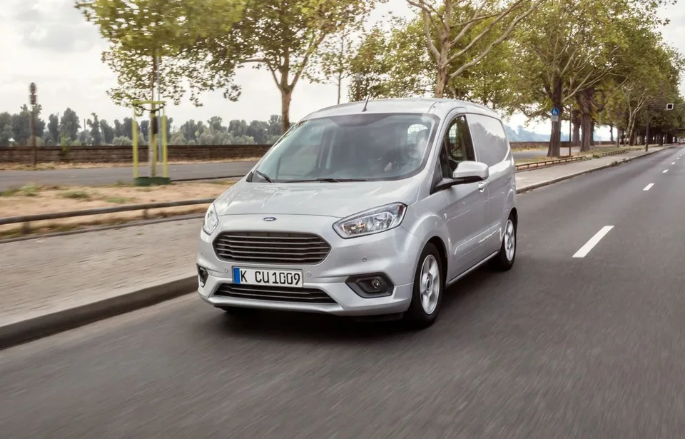 Transit Courier 1 generation, restyling 1