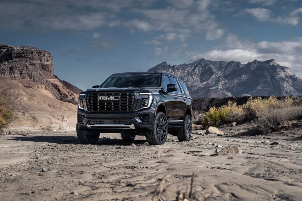Yukon 5 generation, restyling