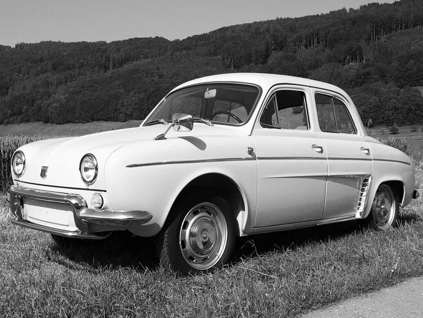 Dauphine 1 generation