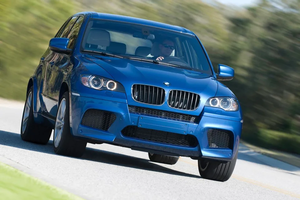 X5 M 1 generation