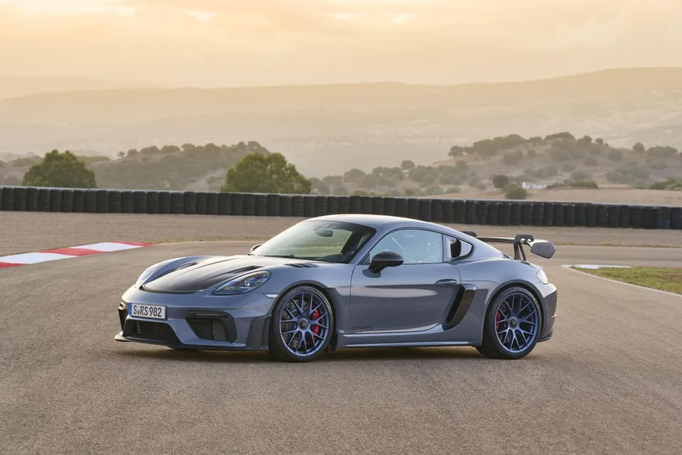 718 Cayman GT4 RS 1 generation