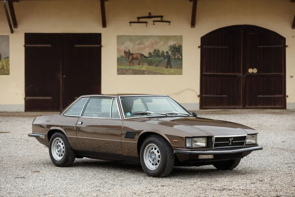Longchamp 1 generation
