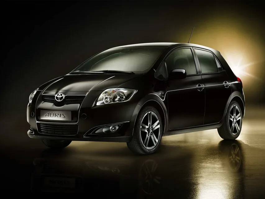 Toyota Auris, generation photo