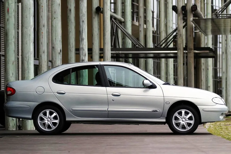 Megane 1 generation, restyling