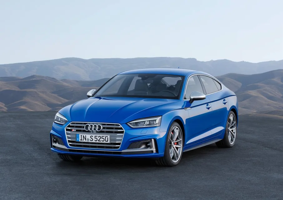 Audi S5, generation photo