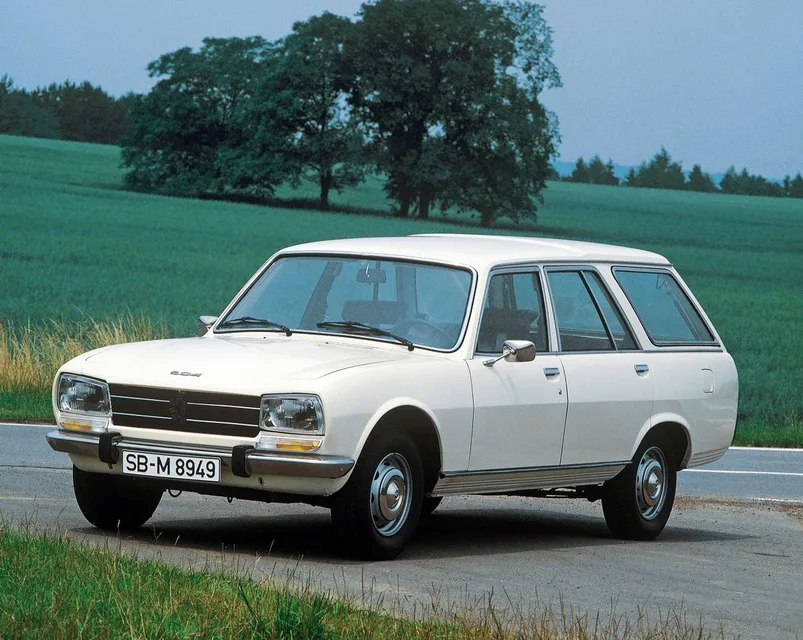 Peugeot 504, generation photo