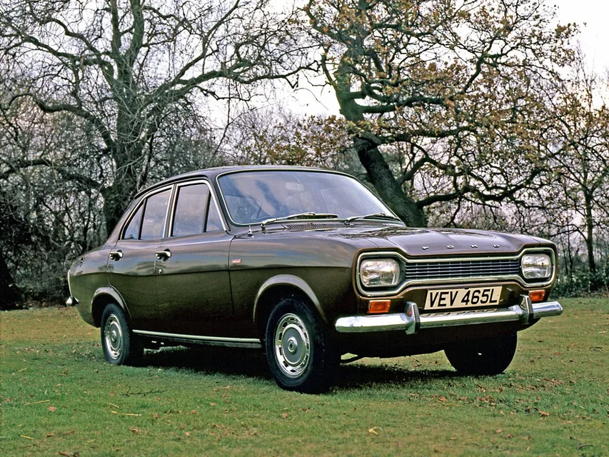 Ford Escort, generation photo