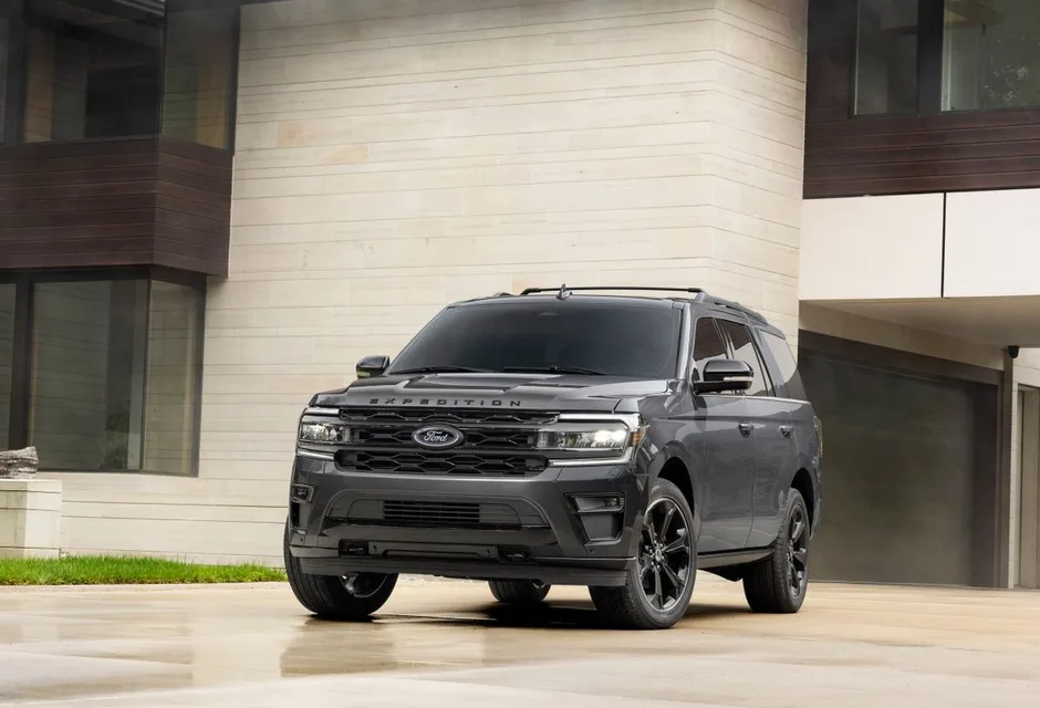 Expedition 4 generation, restyling 1