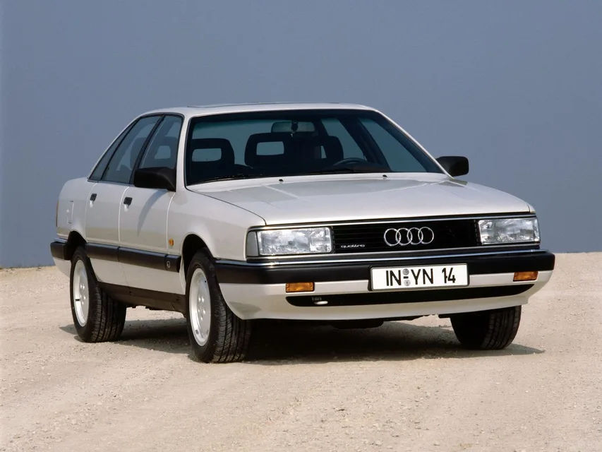 Audi 200, generation photo