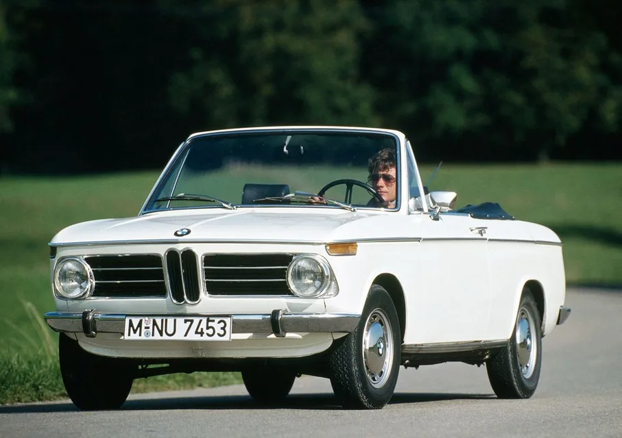 BMW 02 (E10), generation photo
