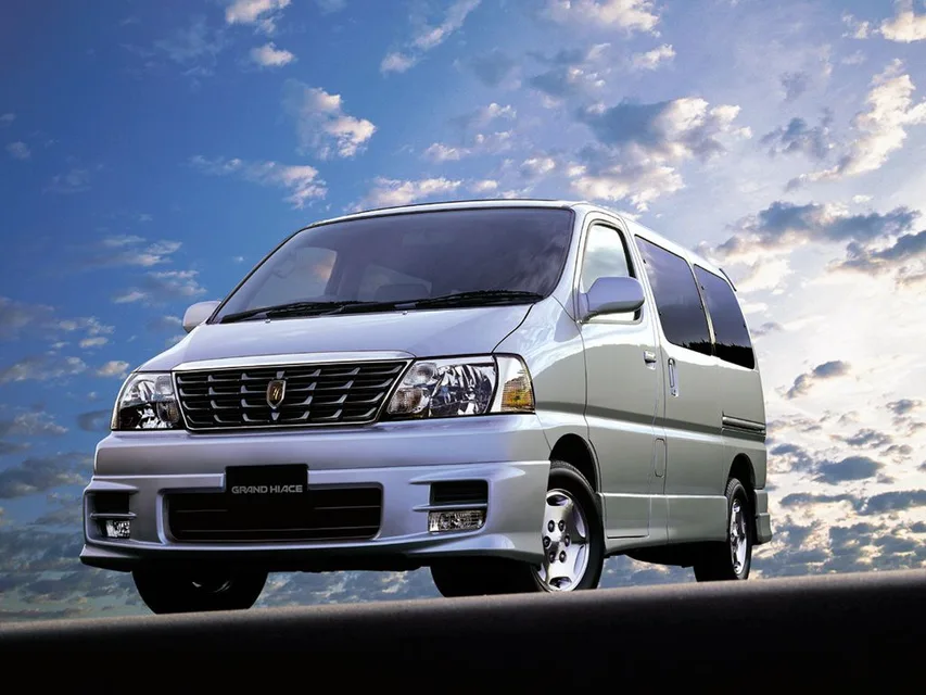 HiAce Grand 1 generation