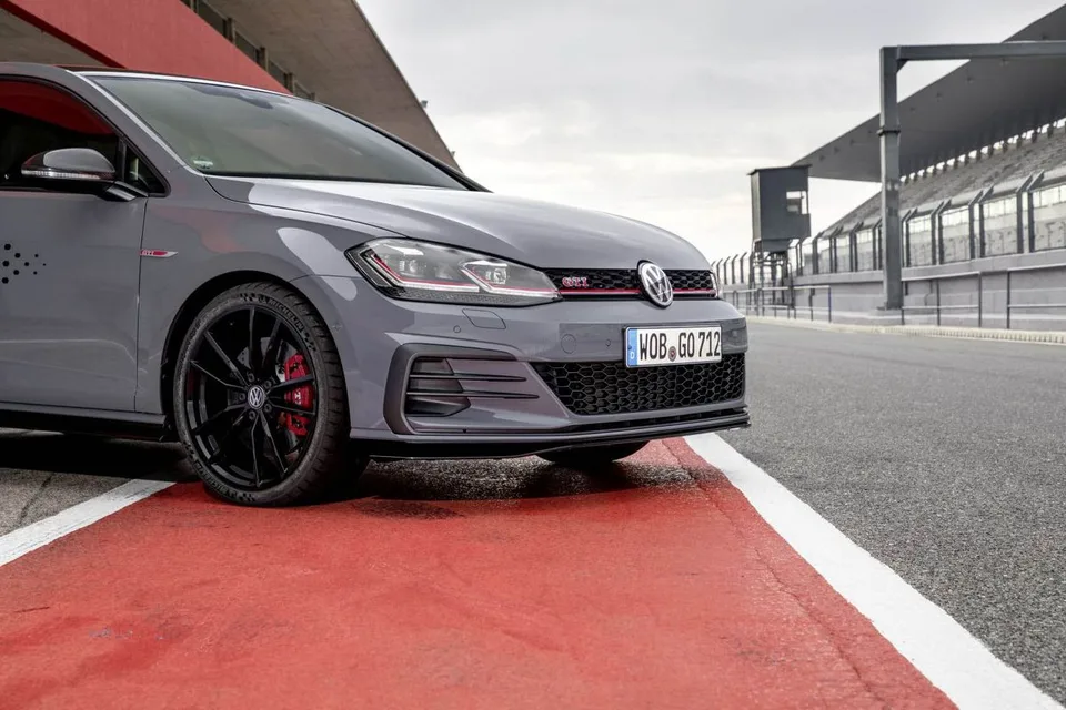 Volkswagen Golf GTI, generation photo
