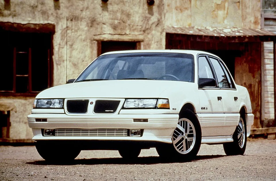Pontiac Grand AM, generation photo