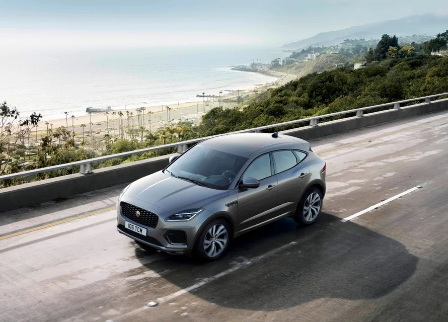 Jaguar E-Pace, generation photo