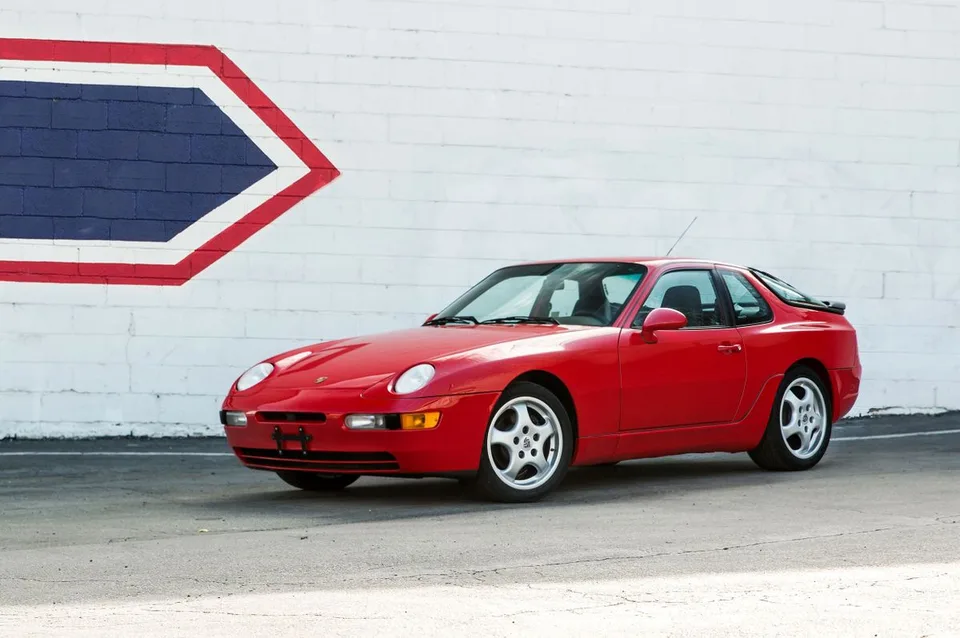 Porsche 968, generation photo