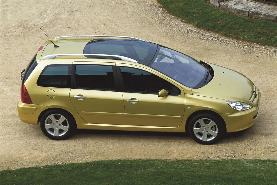 Peugeot 307, generation photo